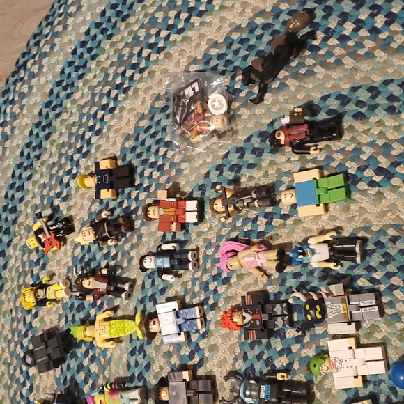 Roblox figure lot @ lisal1995 - Picture 4 of 7